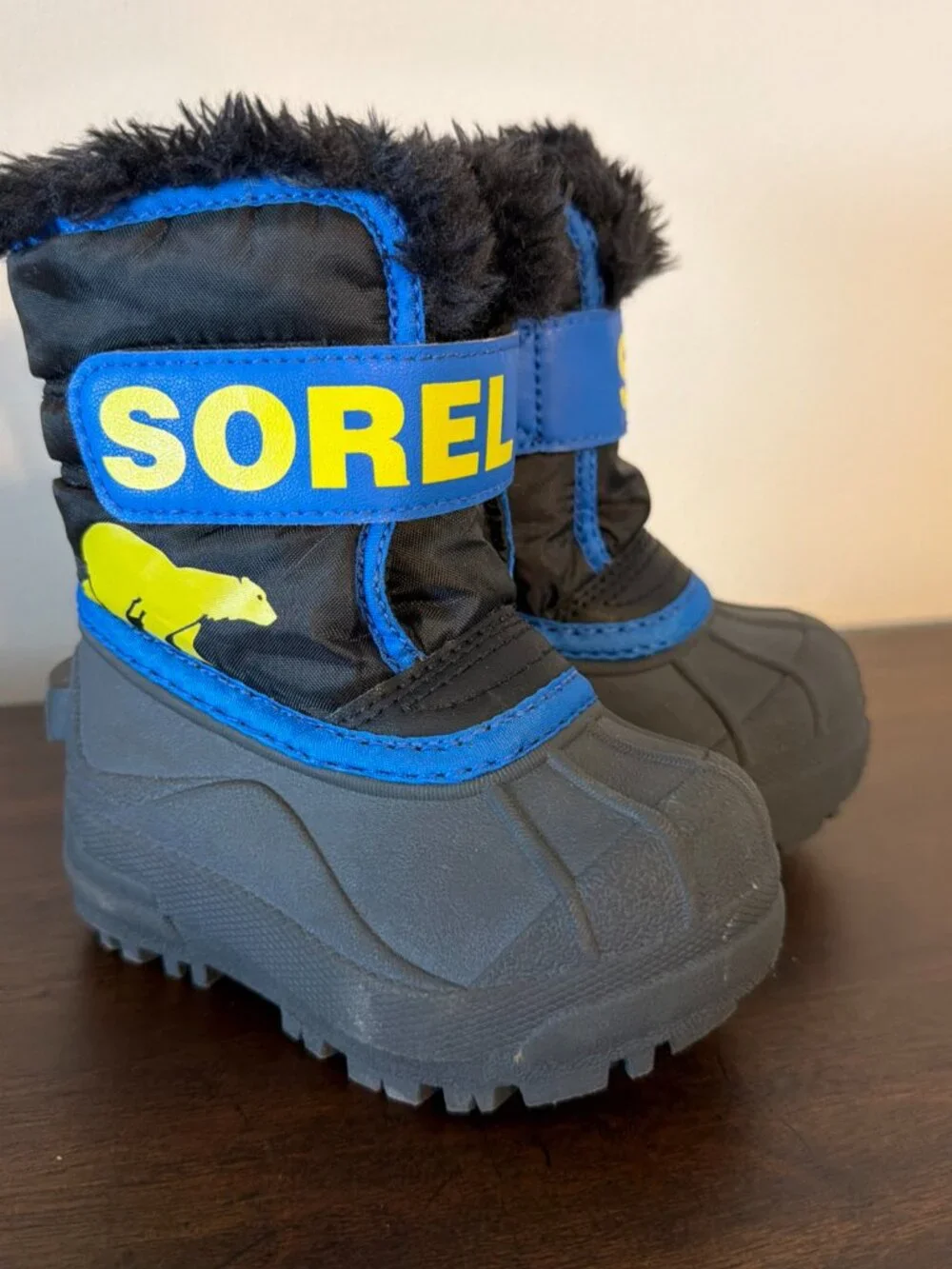 Sorel Boots Kids 5 Toddler Commander Insulated Winter Snow Boot Black NV1960-011